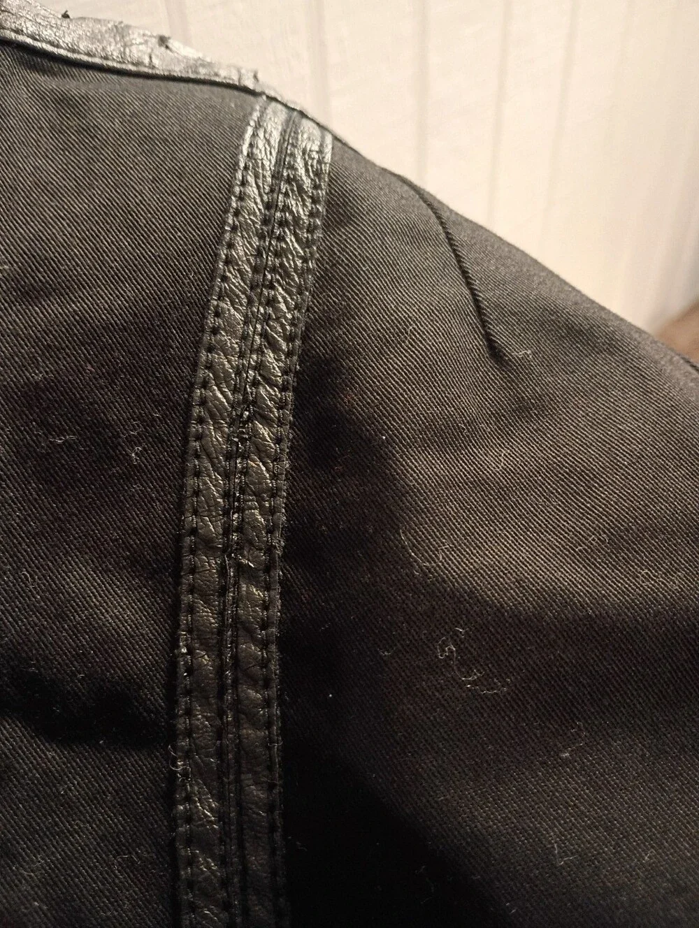 H&M Size 4 Black Mini Skirt Zipper & Button Close Faux Leather Accent